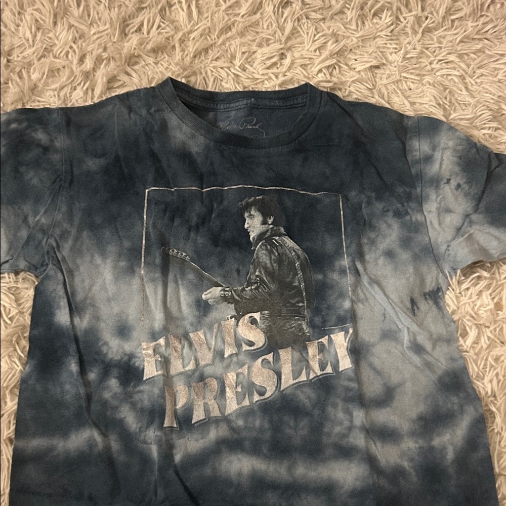 Forever 21 Elvis Presley Graphic Blue Tie-Dye T-Shirt